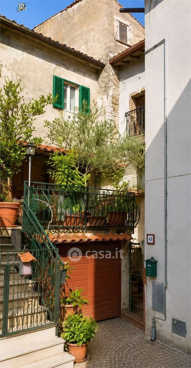 Trilocale in Via Cavour 45 — foto 7 di 27