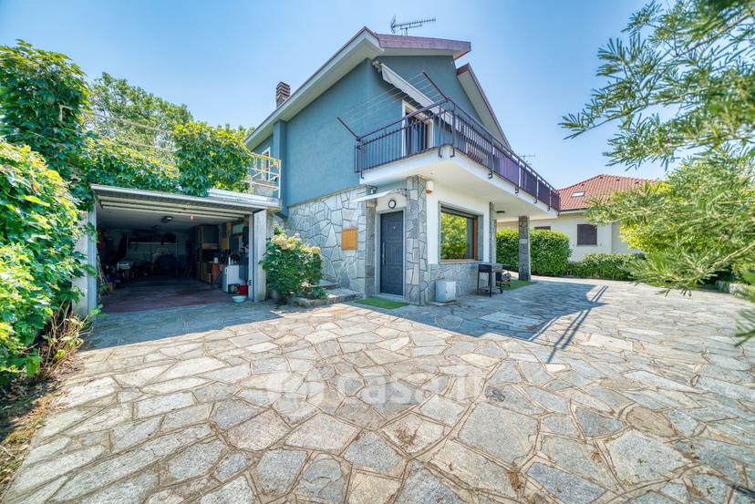 Villa in Via Casale 320 — foto 15 di 51