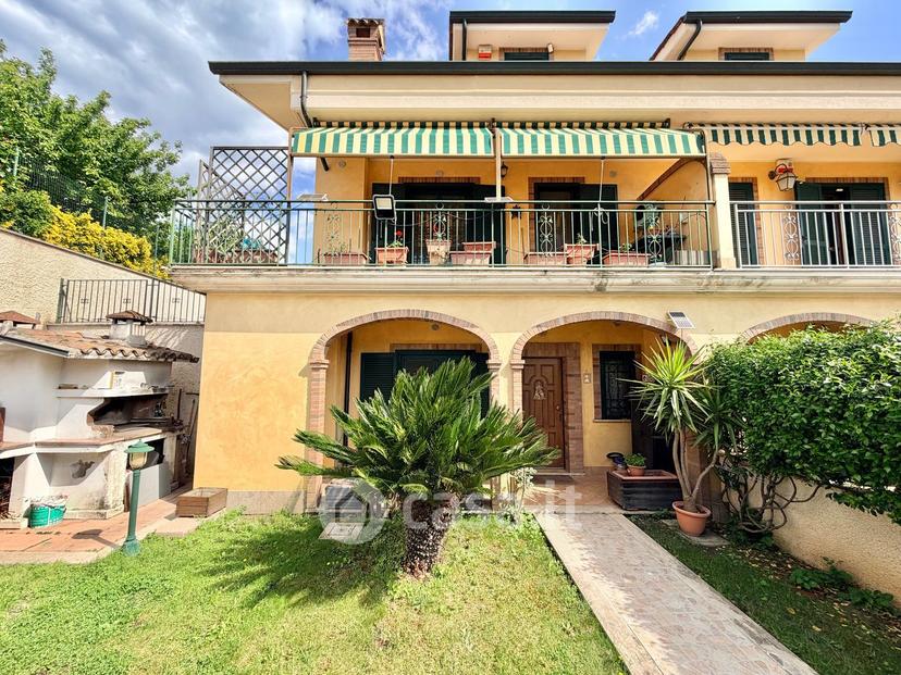 Villa in Via Lago di Como 22 — foto 5 di 82