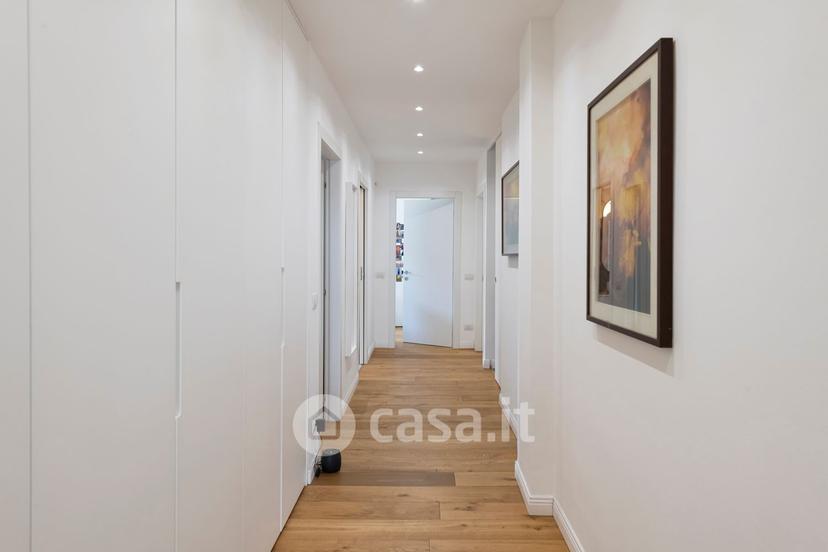 Appartamento in Via Giuseppe Parini — foto 5 di 52