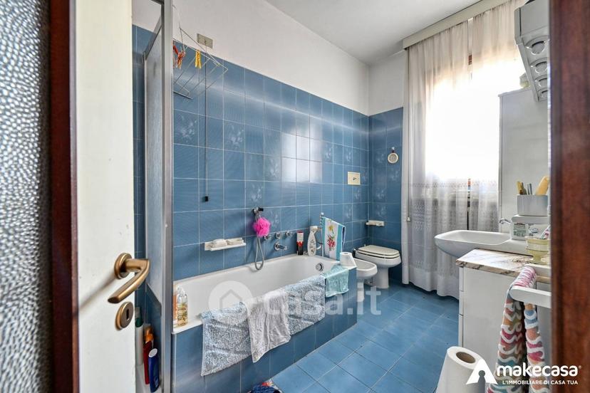 Trilocale in Via Edmondo de Amicis 29 — foto 12 di 21