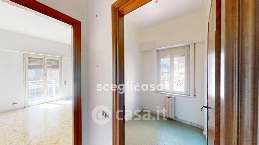 Quadrilocale in Via della Casetta Mattei 167 — foto 11 di 37
