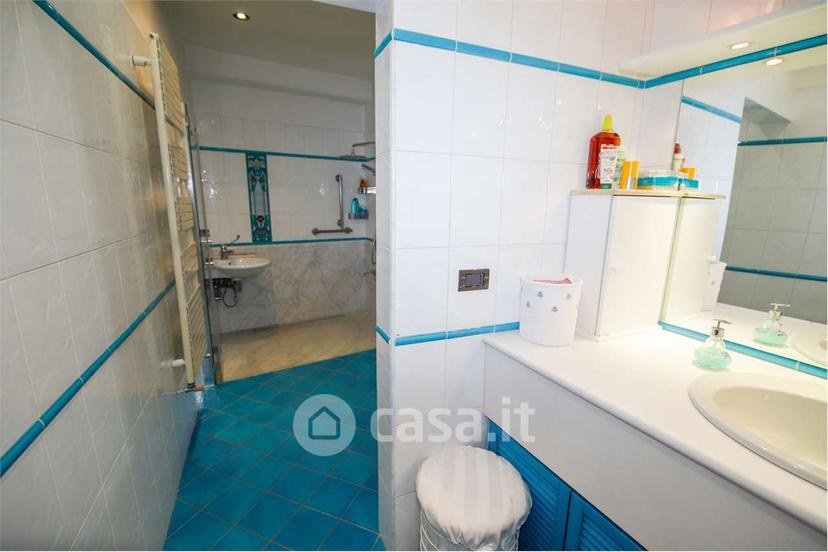 Villa in Via Emanuele Filiberto 14 — foto 29 di 53