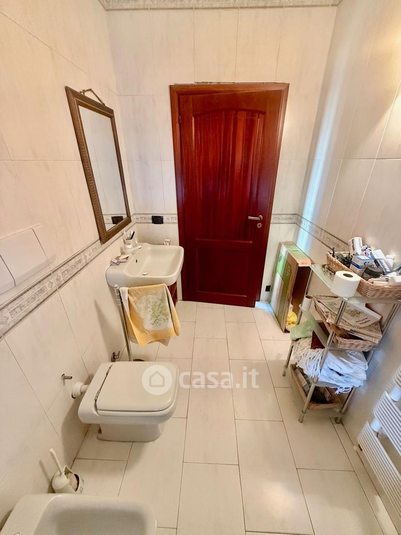 Villa in Via Giuseppe Parini 5 — foto 35 di 86