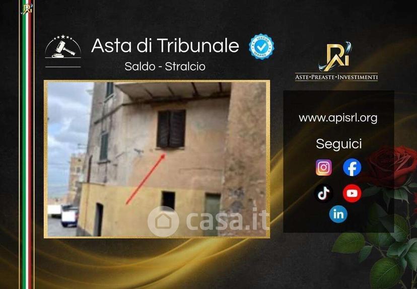 Trilocale in Via Piave 13 — foto 31 di 36