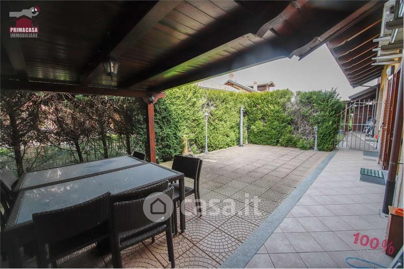 Villa in Via Bergamo 35 — foto 25 di 27