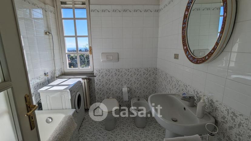 Villa in Via delle Viole 12 — foto 2 di 34