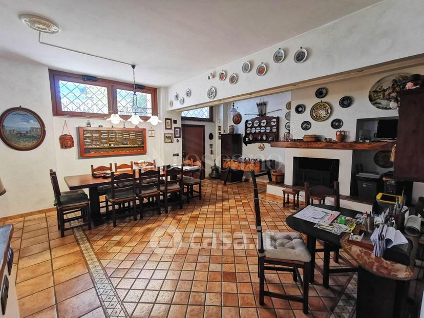 Villa in Via Eschilo — foto 5 di 37