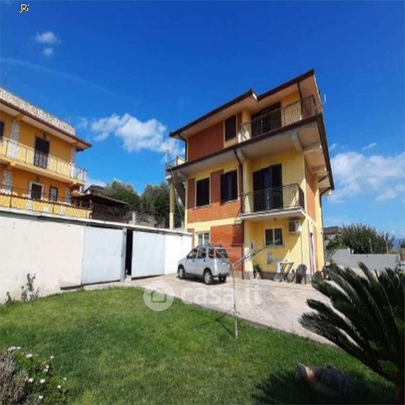 Appartamento in Via delle Nottue 18 — foto 4 di 30