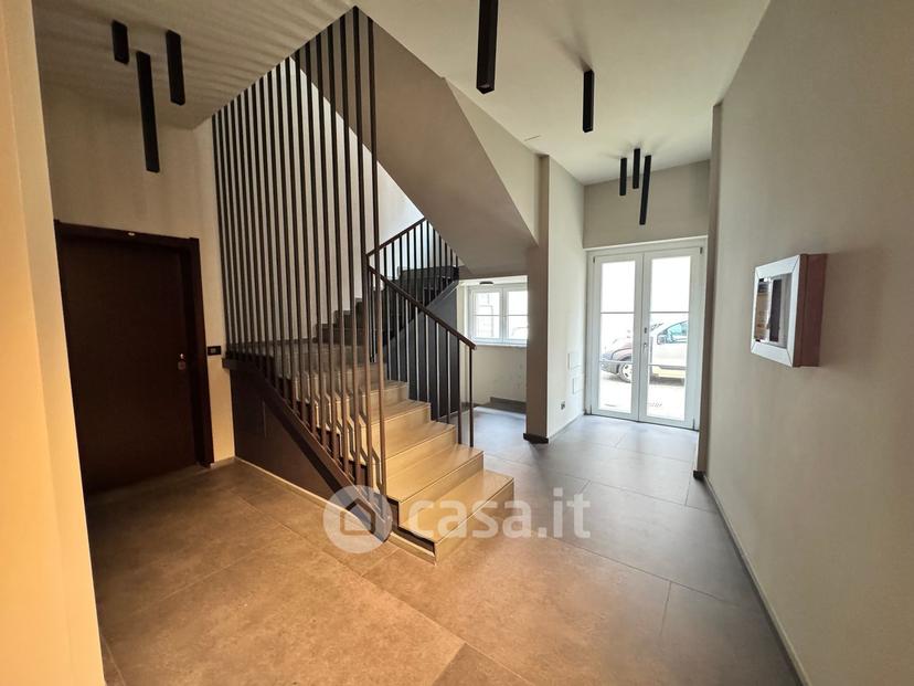 Quadrilocale in Via Benvenuto Cellini 31 — foto 18 di 31