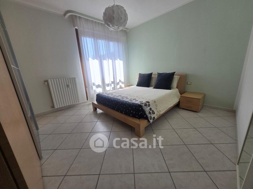 Quadrilocale in Via Amendola — foto 7 di 26