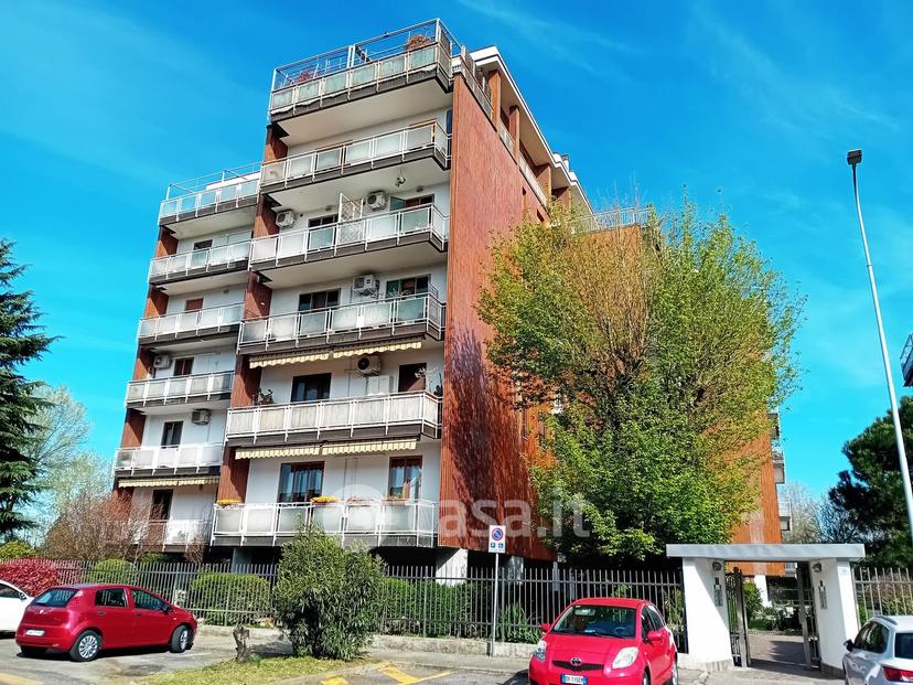Trilocale in Via della Liberazione 11 — foto 12 di 38