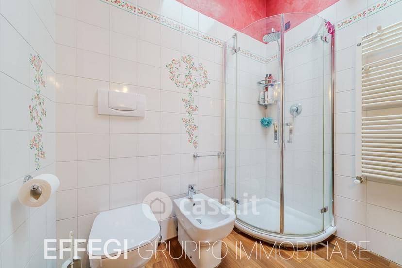 Villa in Via Galileo Galilei 2 — foto 4 di 39