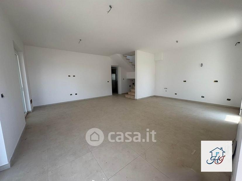 Villa in Via Maria Grazia — foto 15 di 36