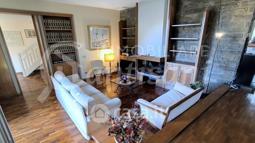 Villa in Via dei Cappuccini — foto 7 di 58
