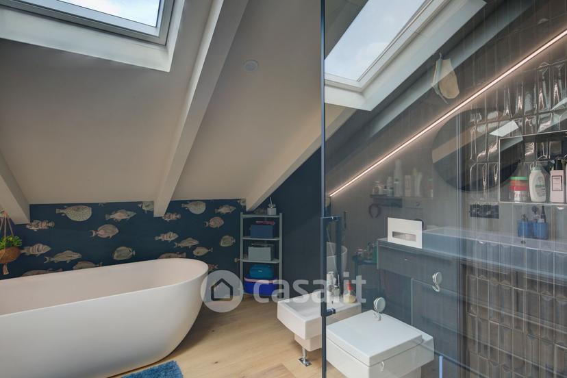 Villa in Via Massimo d'Azeglio 9 — foto 6 di 41