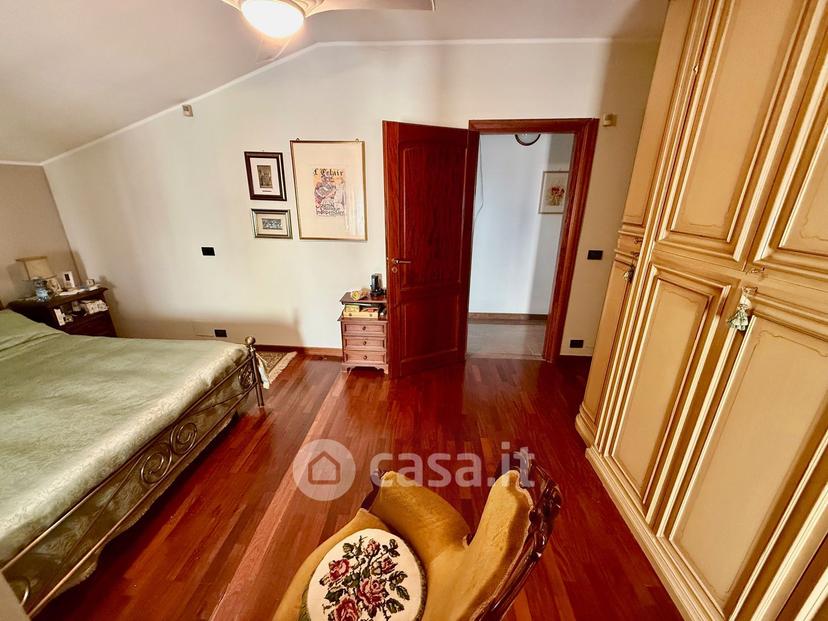 Villa in Via Giuseppe Parini 5 — foto 45 di 86