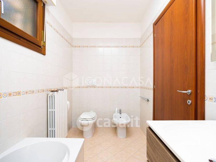 Trilocale in Via Stelloni Levante 26 — foto 13 di 29