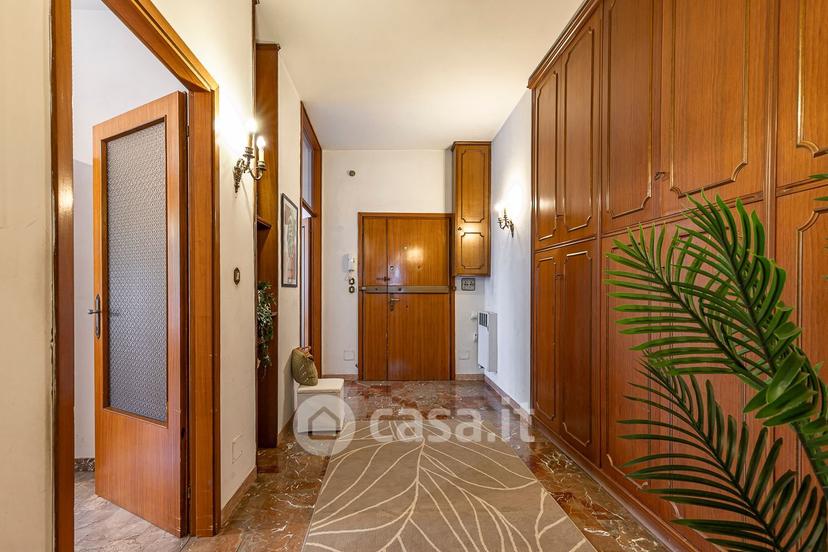 Appartamento in Via Pompeo Vizzani — foto 11 di 40