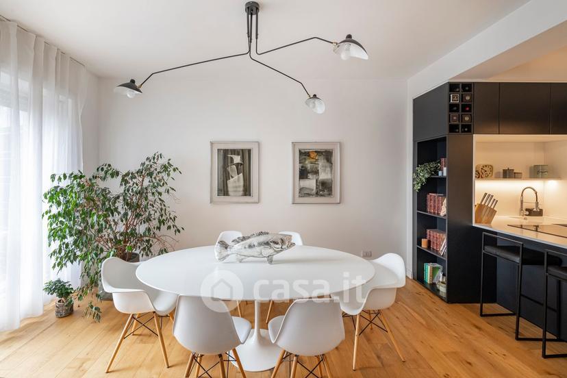 Appartamento in Via Giuseppe Parini — foto 8 di 52