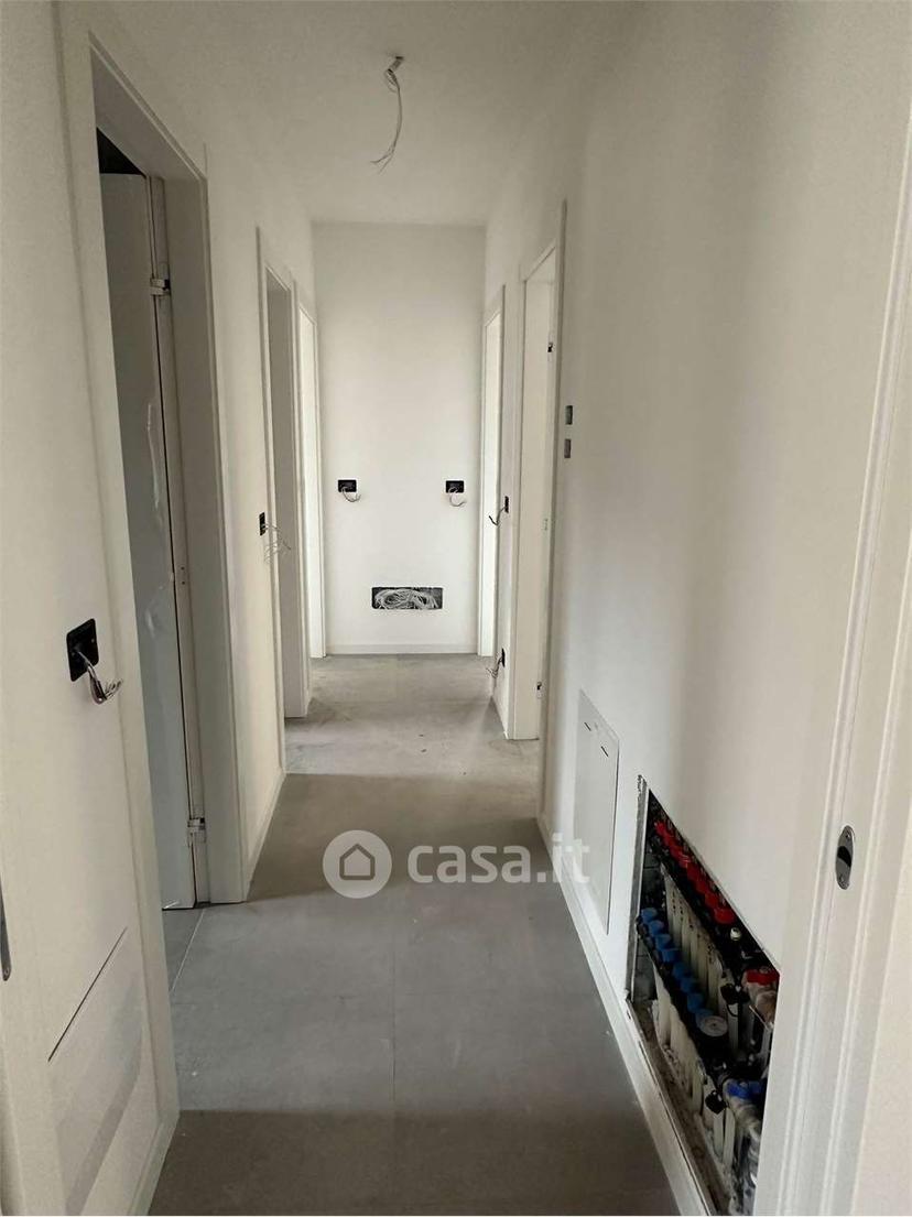 Quadrilocale in Via Irma Bandiera — foto 8 di 18