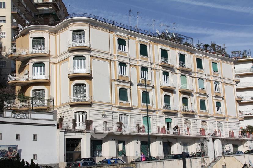 Quadrilocale in Via Aniello Falcone 428 — foto 8 di 20