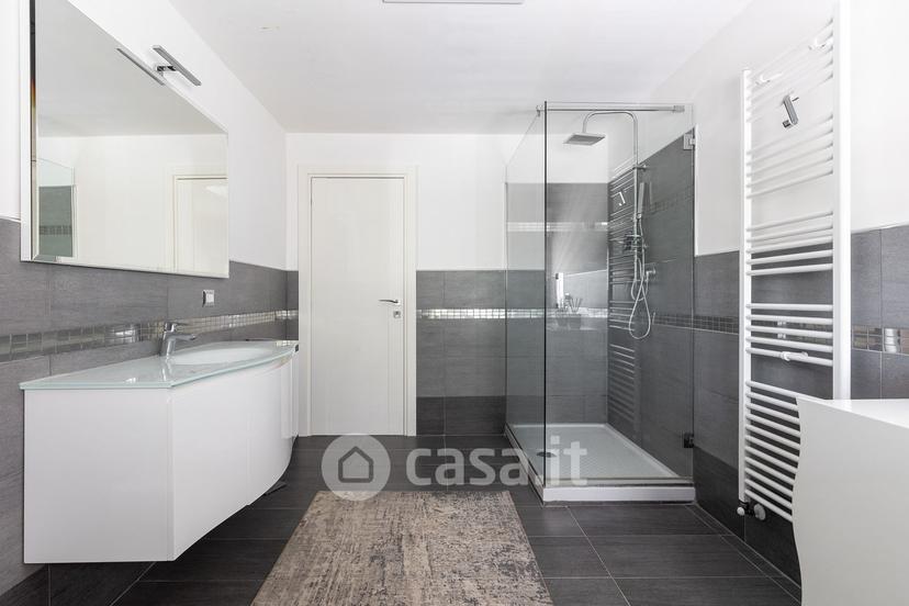 Villa in Via Benedetto Zallone 24 — foto 11 di 41