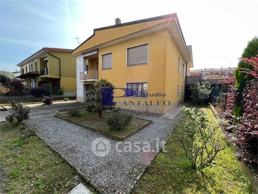 Villa in Via Ada Negri — foto 18 di 41