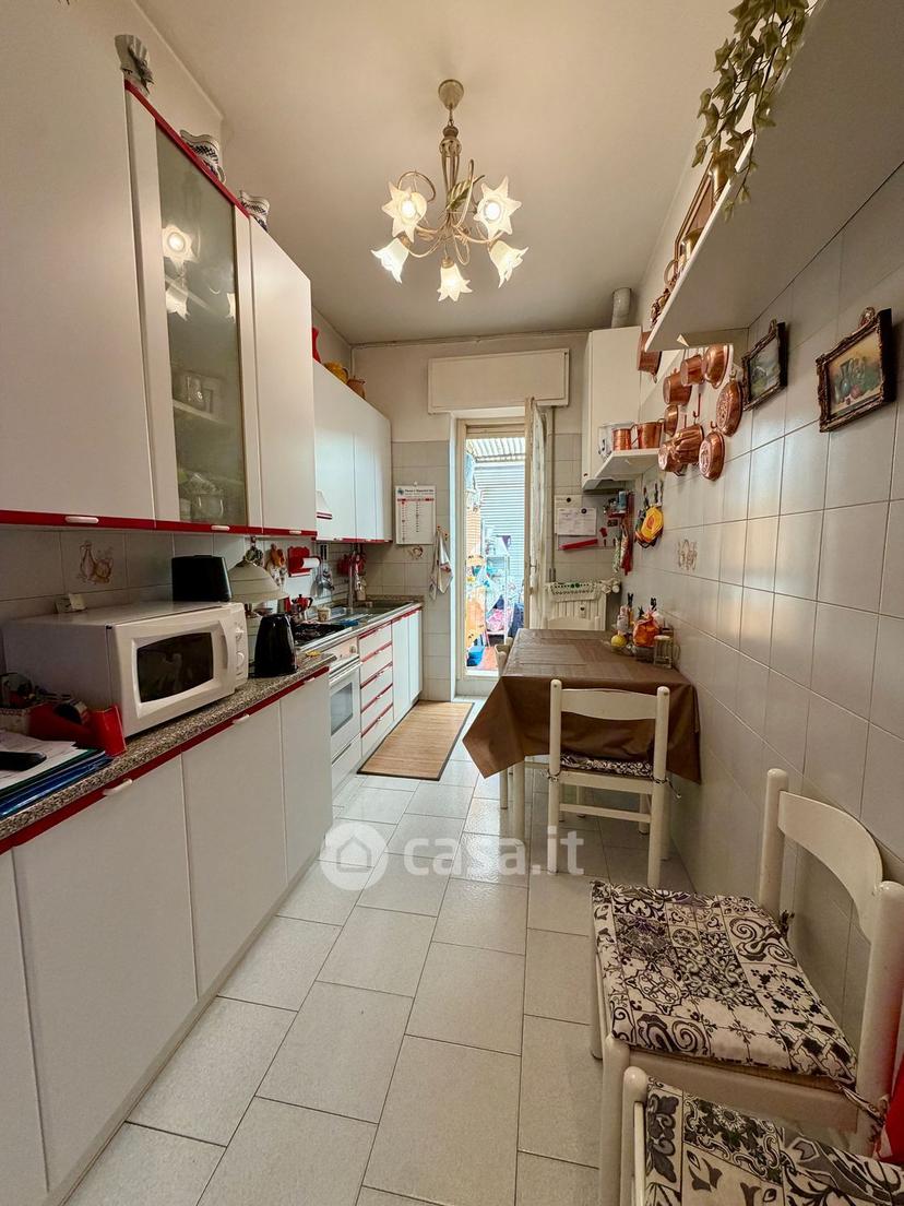 Trilocale in Viale Bolivia 8 — foto 6 di 43