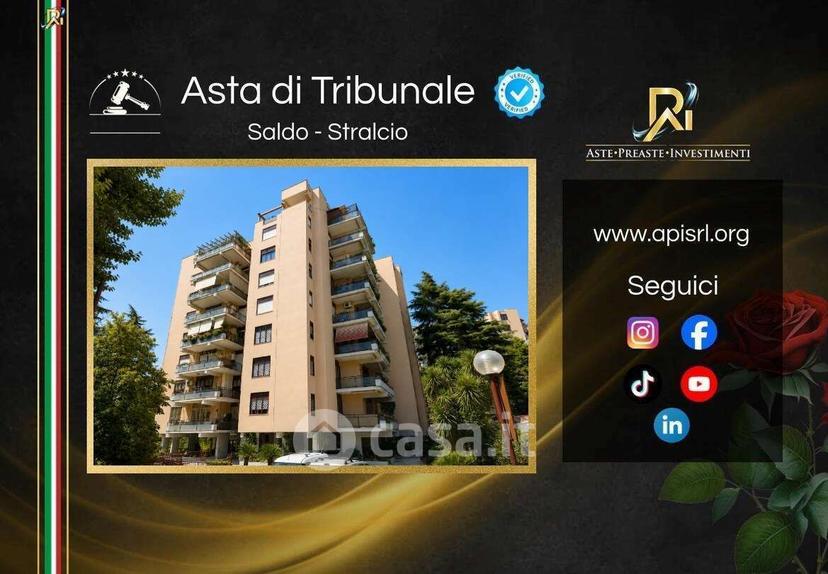 Quadrilocale in Via Mario de Renzi 56 — foto 23 di 39