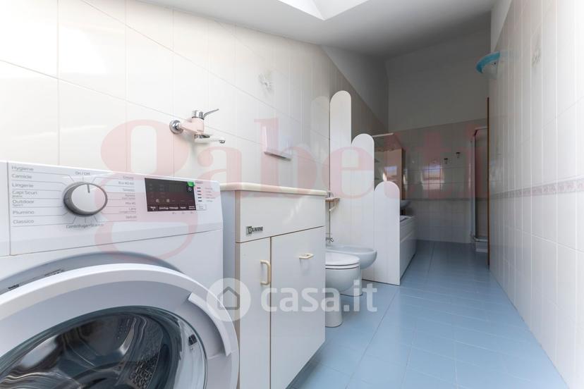 Appartamento in Via XXV Aprile 118 — foto 2 di 41