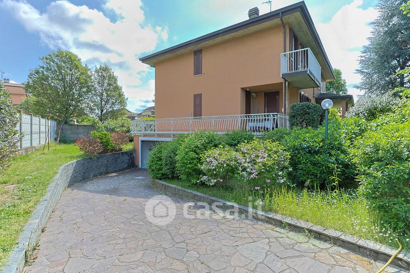 Quadrilocale in Viale Giuseppe di Vittorio 3 — foto 5 di 40