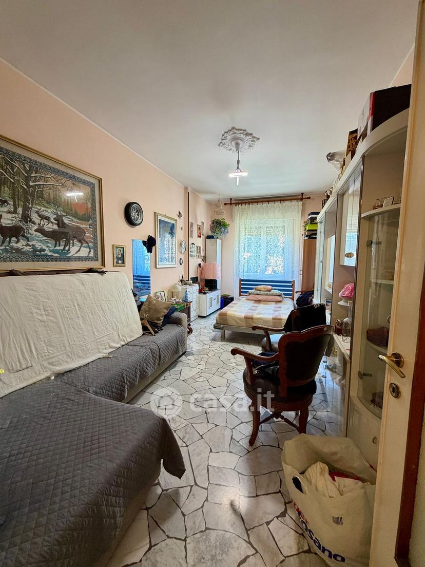 Trilocale in Viale Bolivia 8 — foto 29 di 43