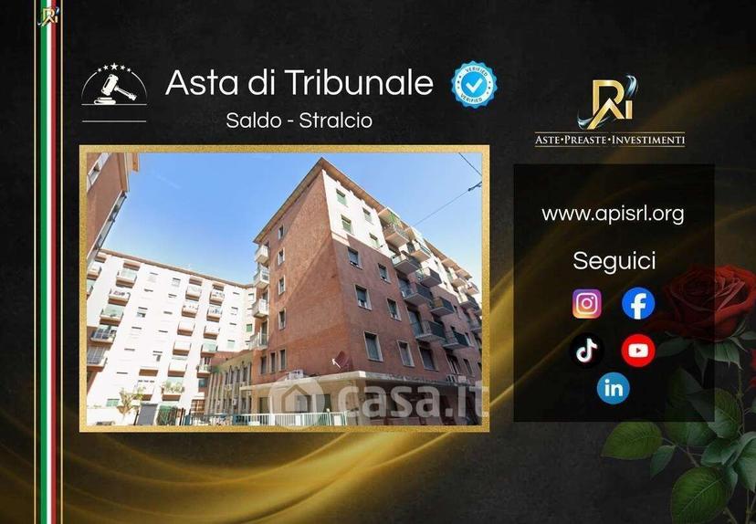 Quadrilocale in Via Giorgio Ercolani 10 — foto 6 di 36