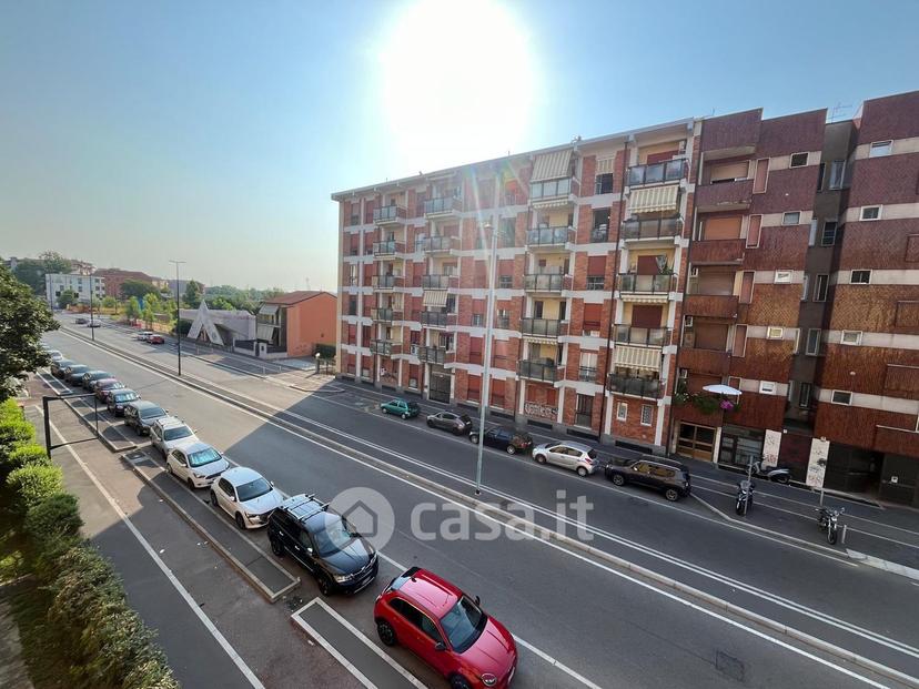 Trilocale in Viale Antonio Gramsci 602 — foto 34 di 35