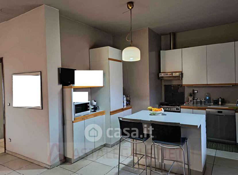 Trilocale in Via Tre Giugno 55