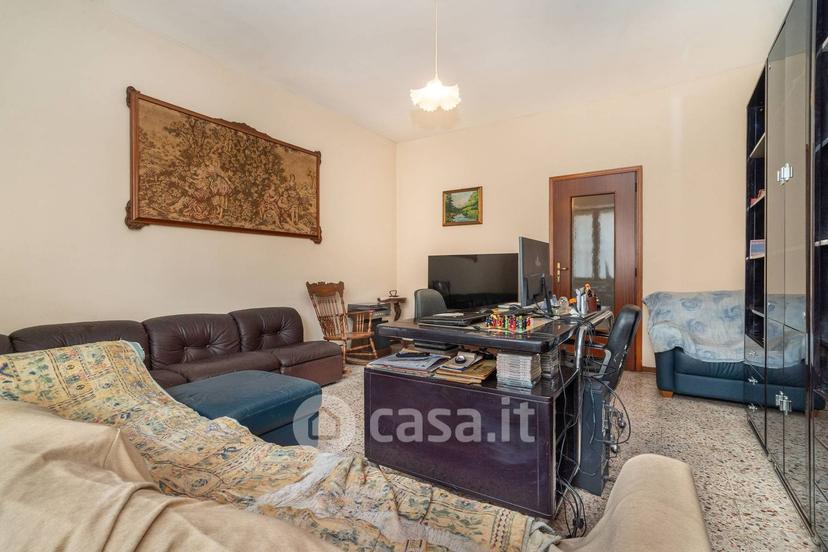 Quadrilocale in Via Stupinigi 4 — foto 38 di 44