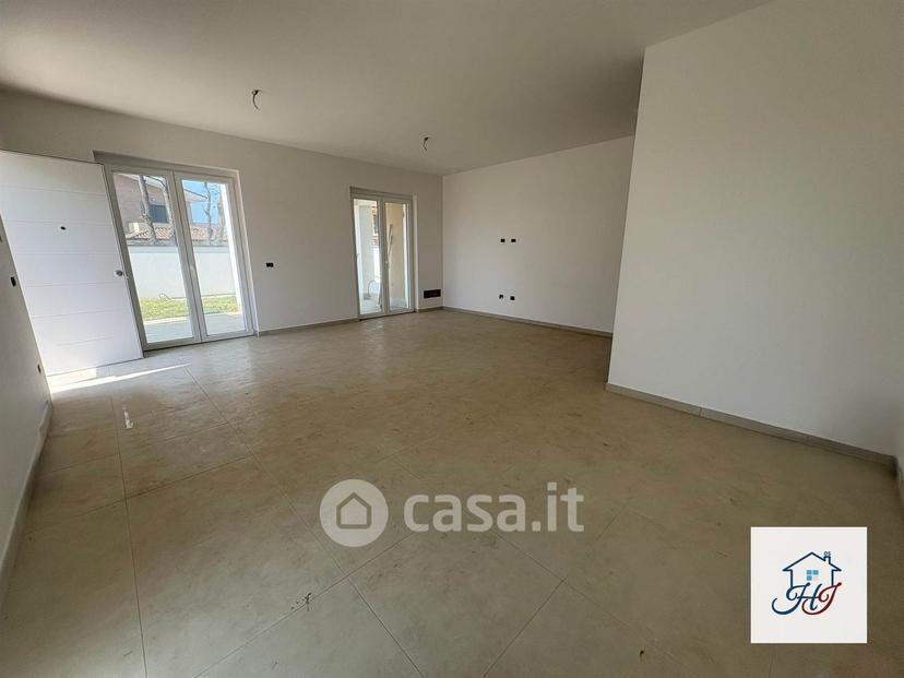 Villa in Via Maria Grazia — foto 2 di 36
