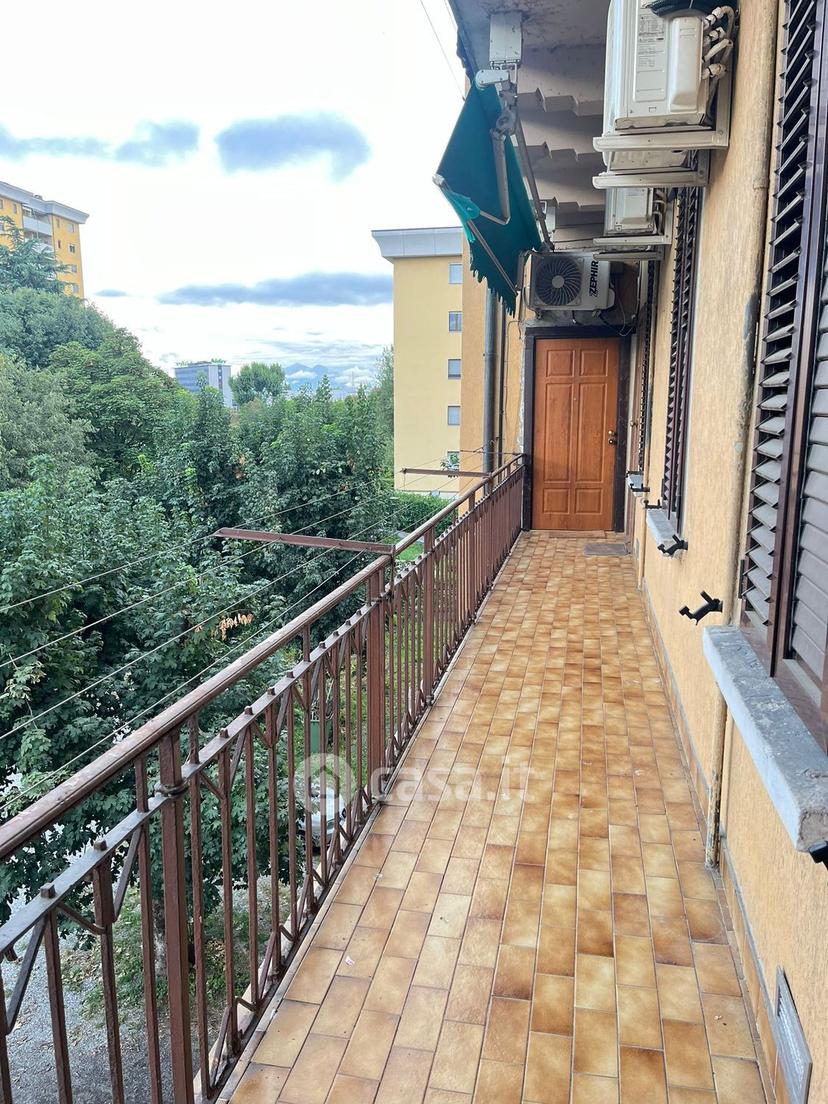 Trilocale in Viale Antonio Gramsci 602 — foto 2 di 35