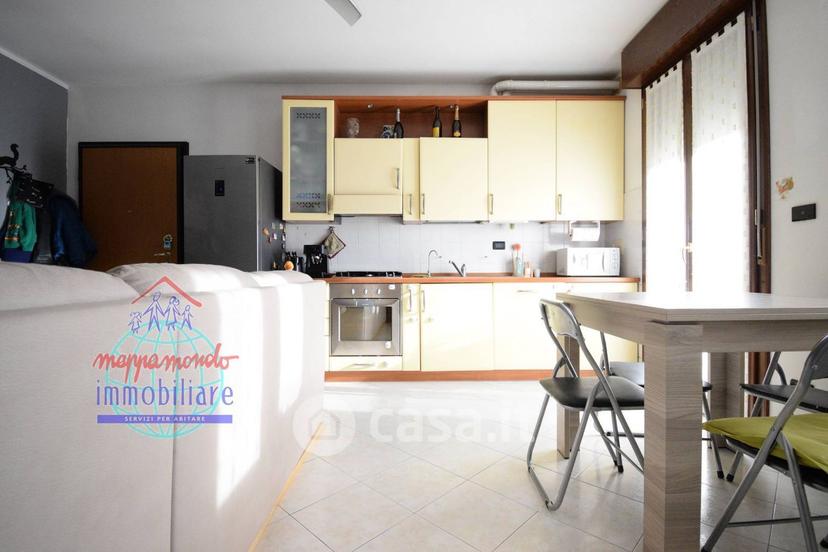 Quadrilocale in Via della Costituzione 36 — foto 13 di 25