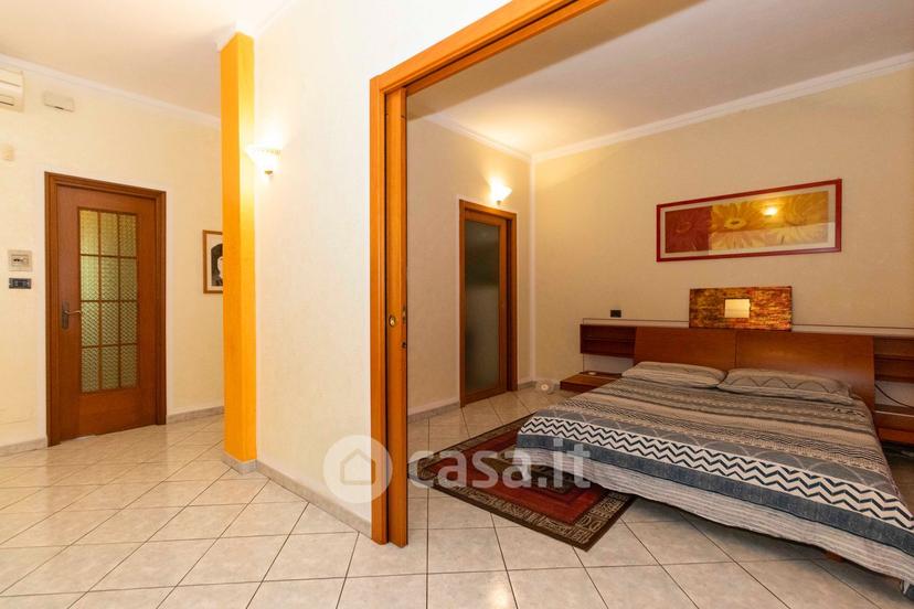Trilocale in Via Giovanni Francesco Napione — foto 23 di 30
