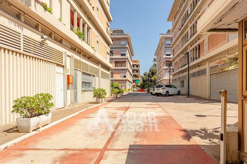 Appartamento in Via Algajola 26 — foto 9 di 27
