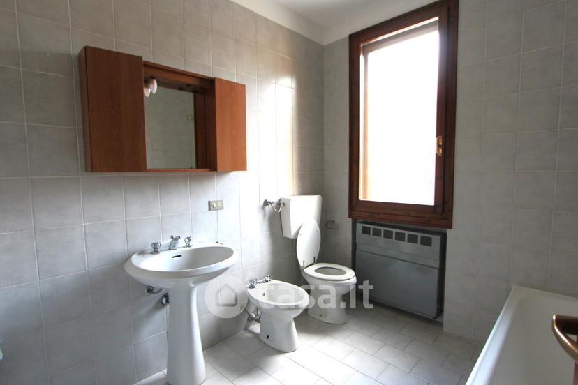 Quadrilocale in Via A. Zanasi — foto 23 di 27