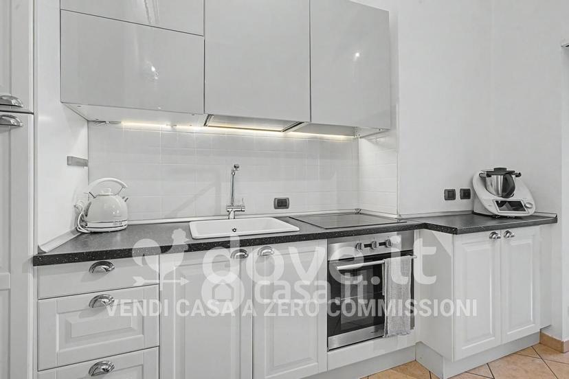 Bilocale in Via Luigi Pasteur 2 — foto 10 di 46