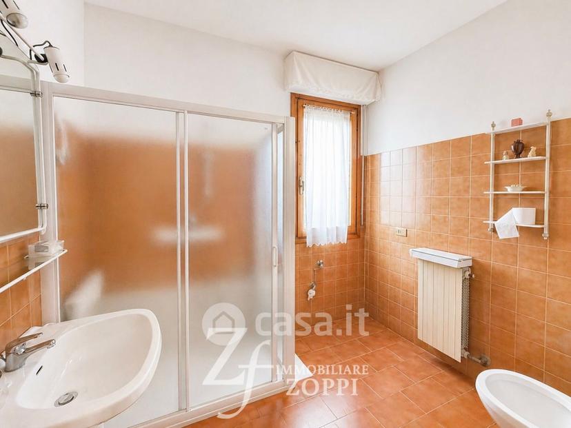 Appartamento in Viale L.ariosto — foto 4 di 21