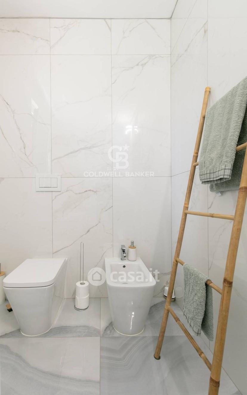 Villa in Via delle Alberine 7 — foto 10 di 22