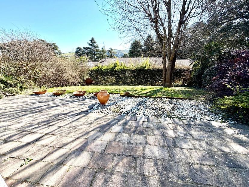 Villa in Via dei Pini 29 — foto 19 di 35