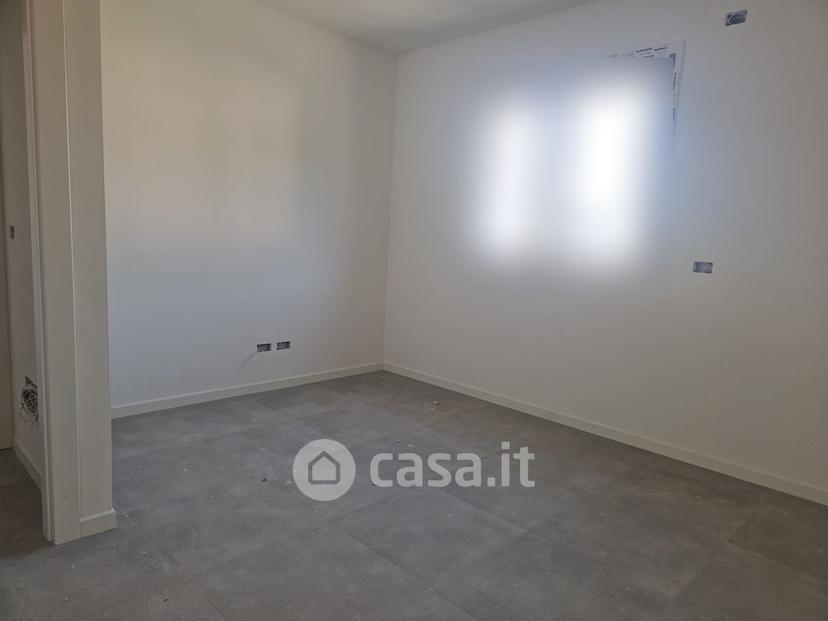 Quadrilocale in Via Irma Bandiera — foto 3 di 18