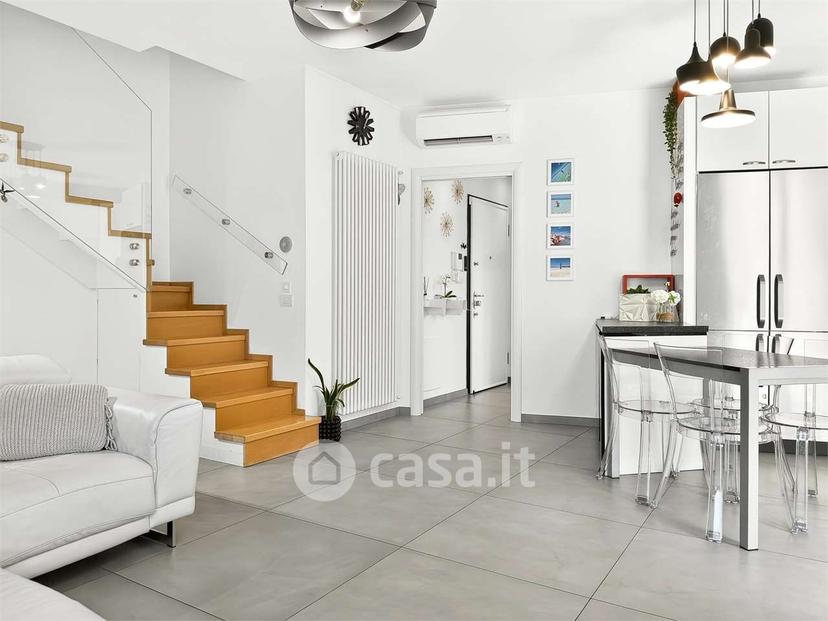 Trilocale in Via Giacomo Manzú 2 — foto 29 di 32