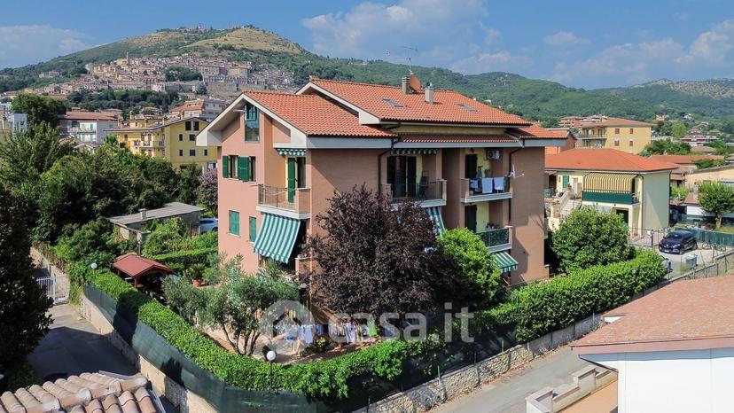 Trilocale in Vicolo Santa Maria 7 — foto 18 di 48